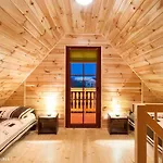 Lodge Letniskowe Iwet